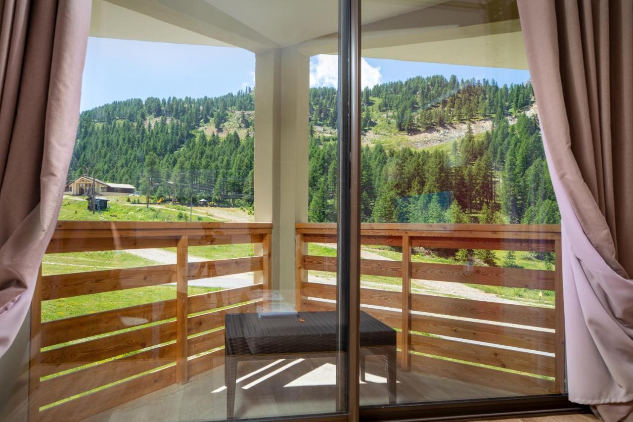 Sowell Residences New Chastillon Isola 2000 Exterior foto